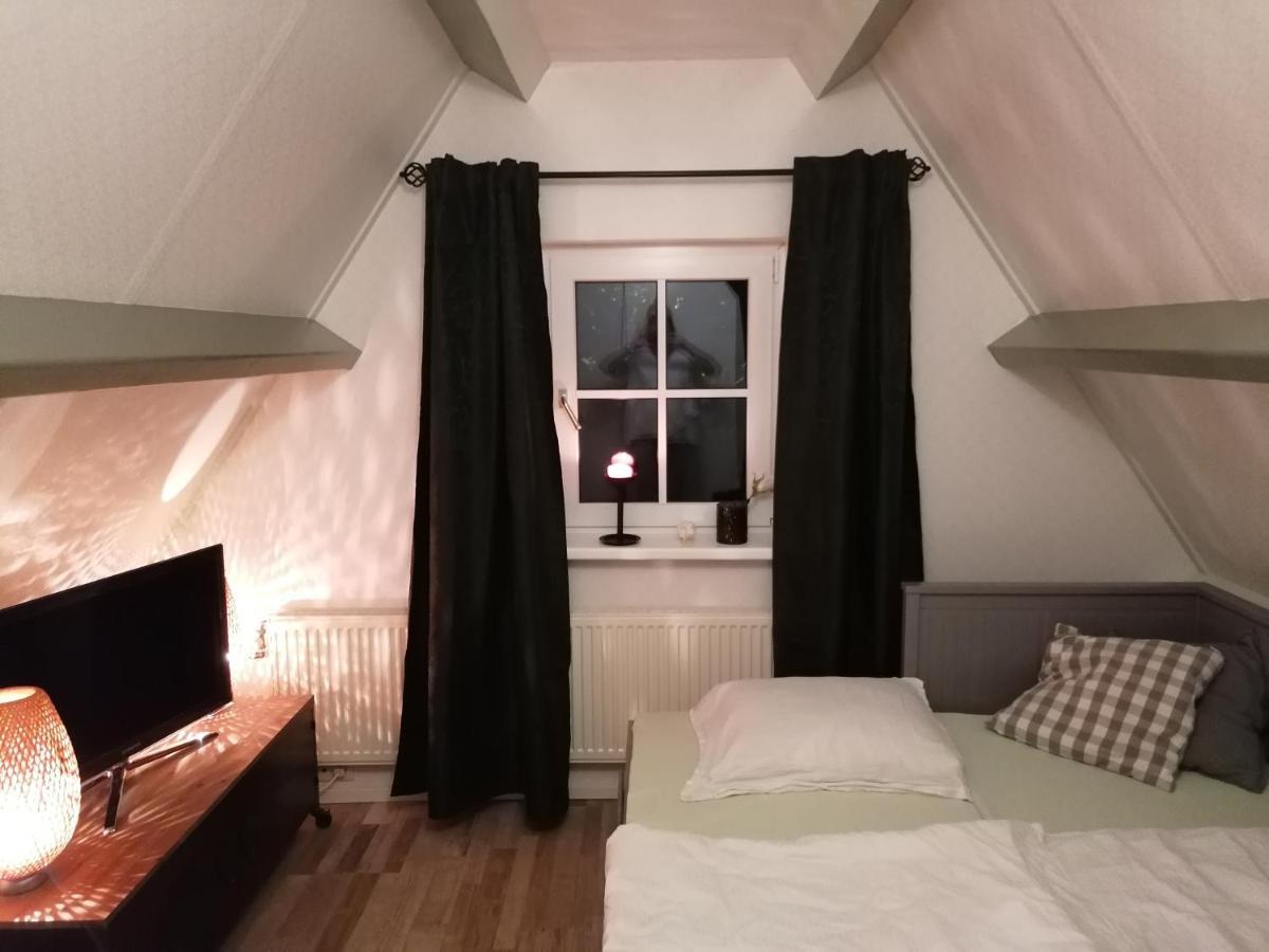 Chez Bob Bed and Breakfast Bovenkarspel Eksteriør billede