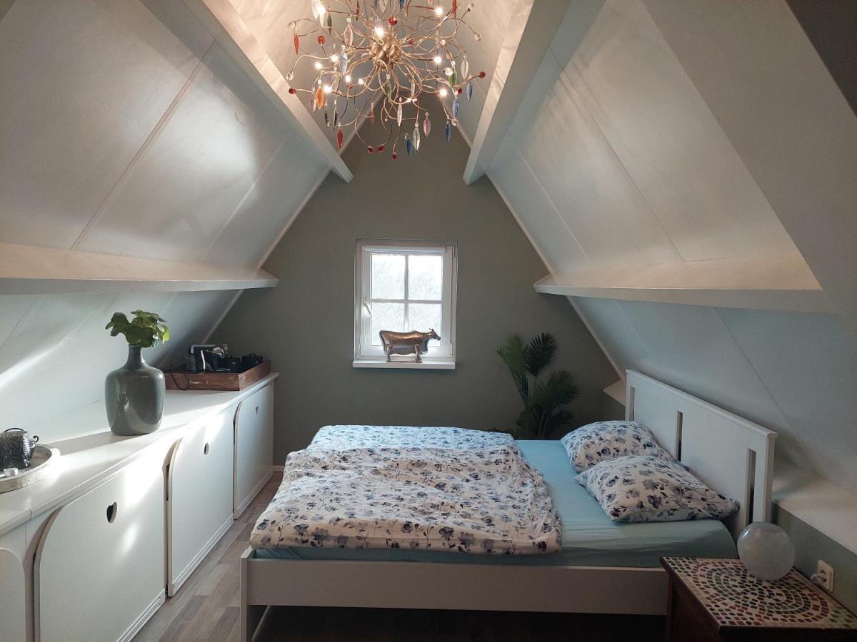 Chez Bob Bed and Breakfast Bovenkarspel Eksteriør billede